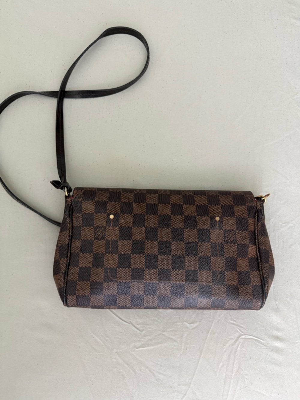 Designer-Style Brown Check Crossbody Bag - Picture 4 of 11